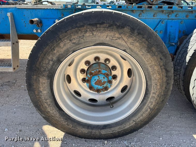 image for item DK6807 1993 Peterbilt 379 semi truck