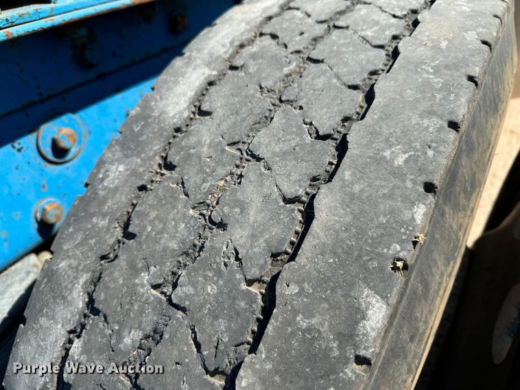 image for item DK6807 1993 Peterbilt 379 semi truck