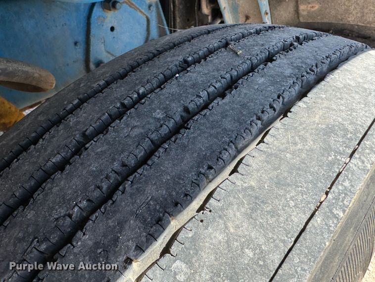 image for item DK6807 1993 Peterbilt 379 semi truck