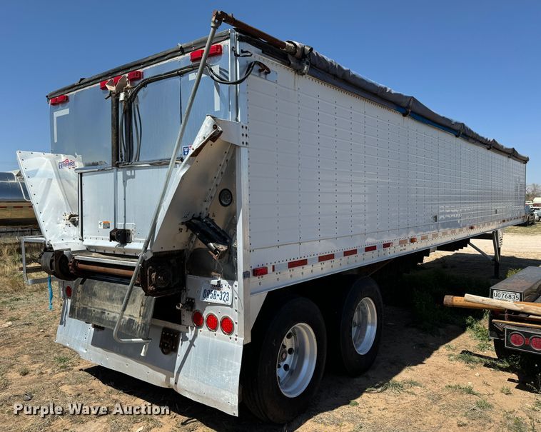 image for item DK6808 2014 Wilson DWBT-650 live bottom trailer