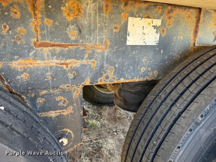 image for item DK6808 2014 Wilson DWBT-650 live bottom trailer