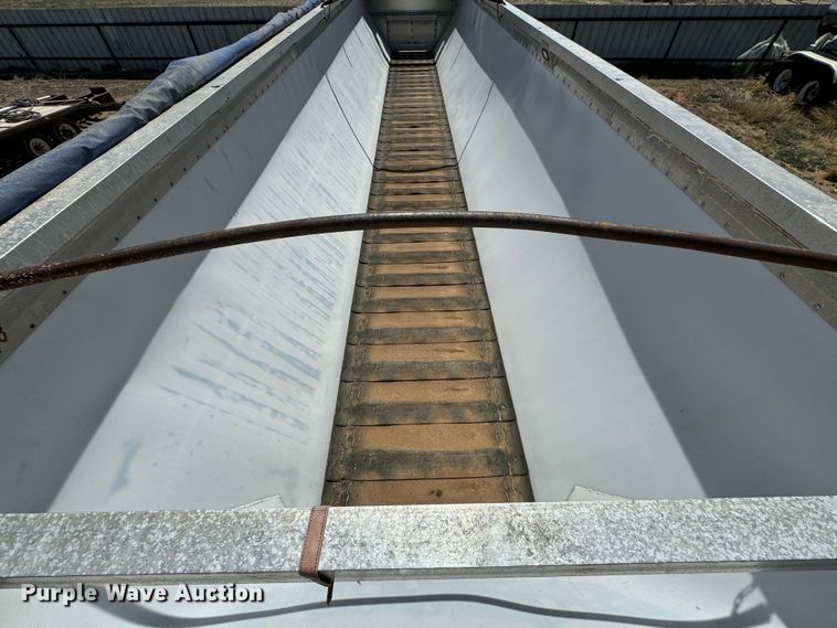 image for item DK6808 2014 Wilson DWBT-650 live bottom trailer