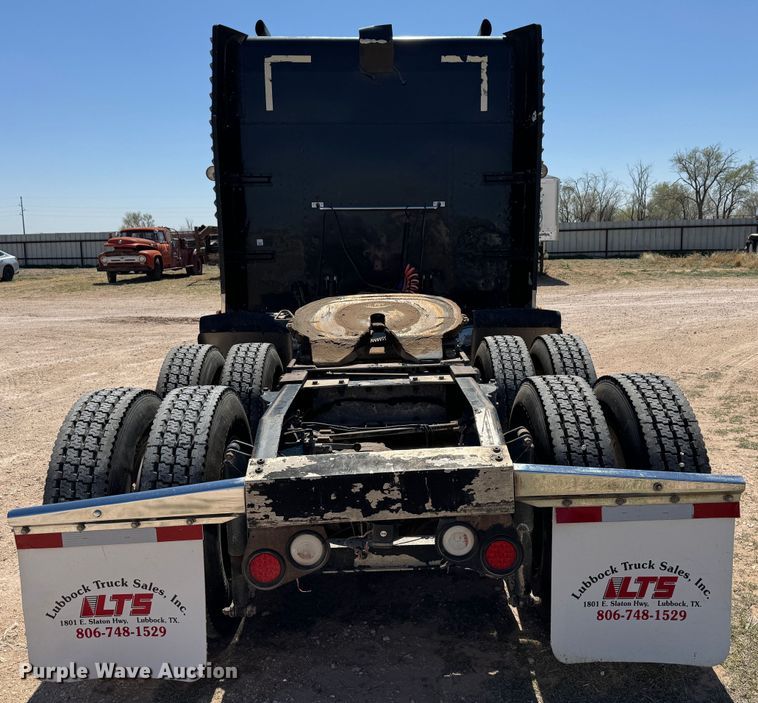 image for item DK6809 2006 Peterbilt 379 semi truck