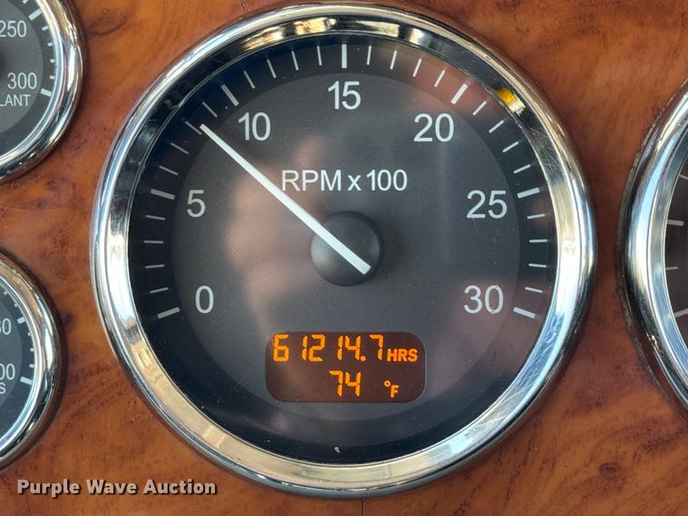 image for item DK6809 2006 Peterbilt 379 semi truck