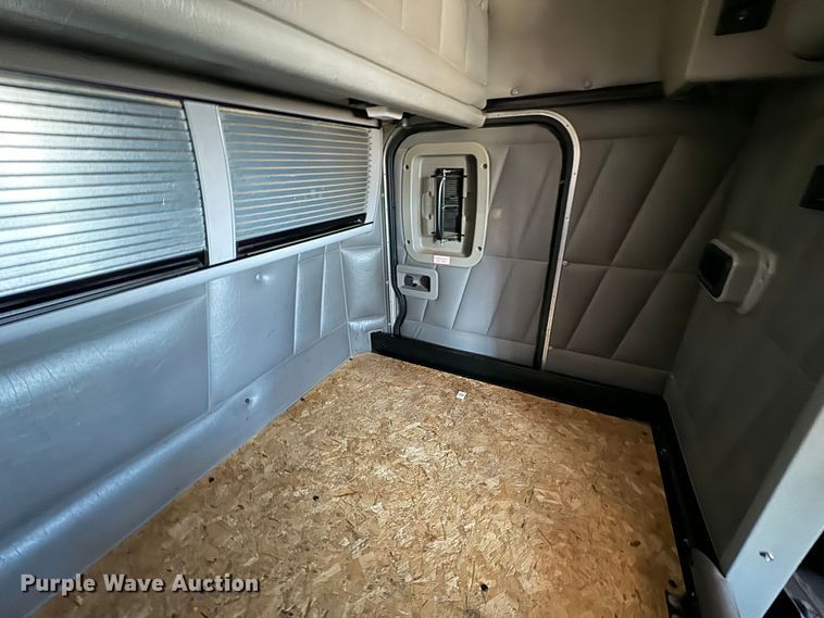 image for item DK6809 2006 Peterbilt 379 semi truck