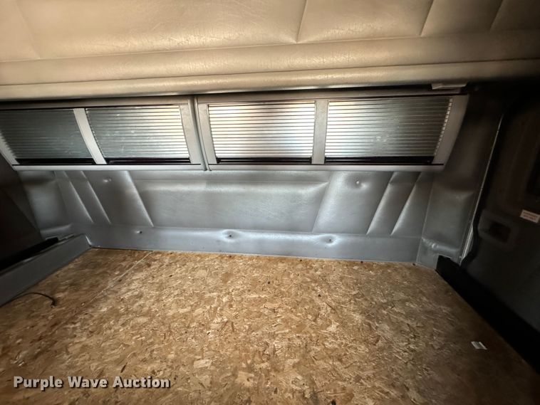 image for item DK6809 2006 Peterbilt 379 semi truck