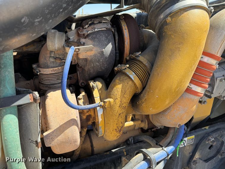 image for item DK6809 2006 Peterbilt 379 semi truck