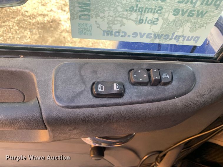 image for item DM7764 2014 Peterbilt 386 semi truck