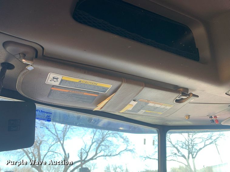 image for item DM7764 2014 Peterbilt 386 semi truck