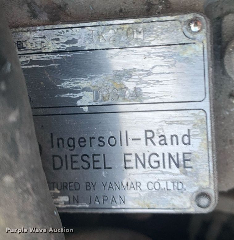 image for item DM7764 2014 Peterbilt 386 semi truck