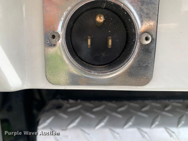 image for item DM7780 2015 Kenworth T880 semi truck