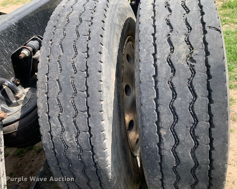 image for item DM7780 2015 Kenworth T880 semi truck