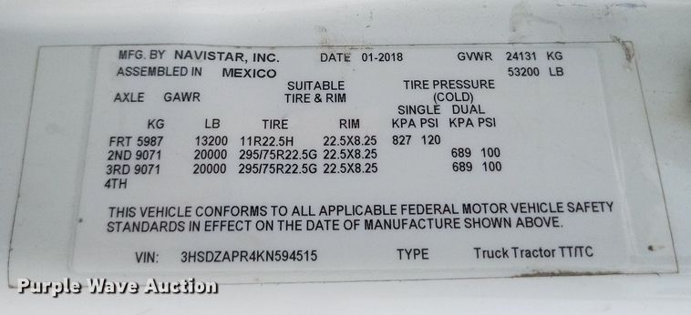 image for item DO4878 2019 International  LT625 semi truck