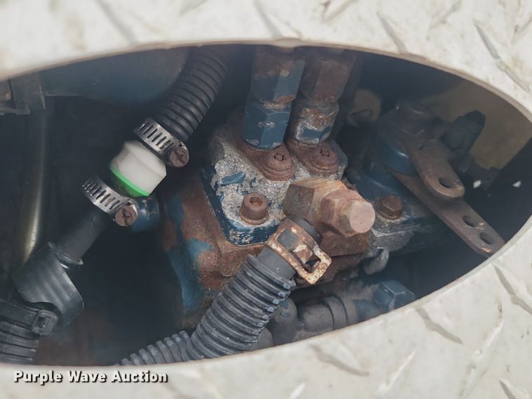 image for item DP3420 2011 Peterbilt  386 semi truck