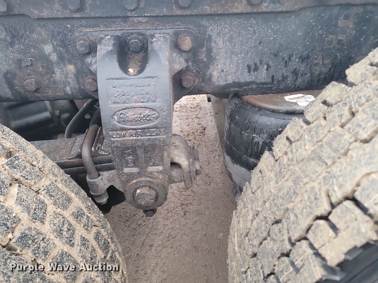 image for item DP3421 2005 Peterbilt 379 semi truck