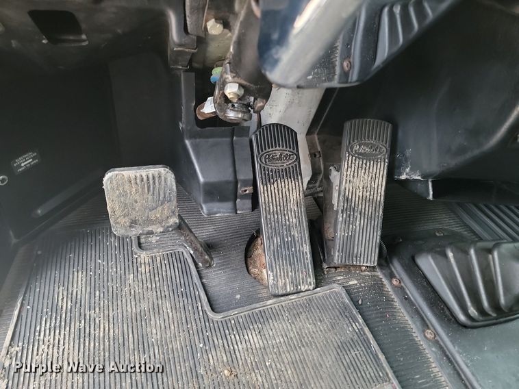 image for item DP3421 2005 Peterbilt 379 semi truck