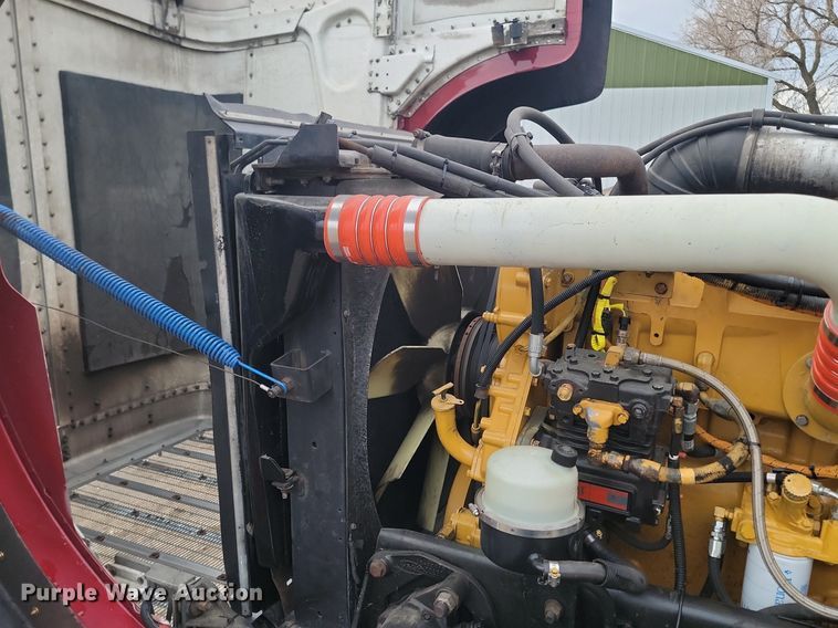 image for item DP3421 2005 Peterbilt 379 semi truck