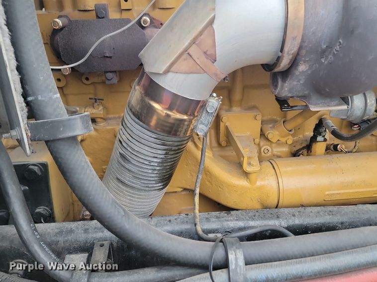 image for item DP3421 2005 Peterbilt 379 semi truck