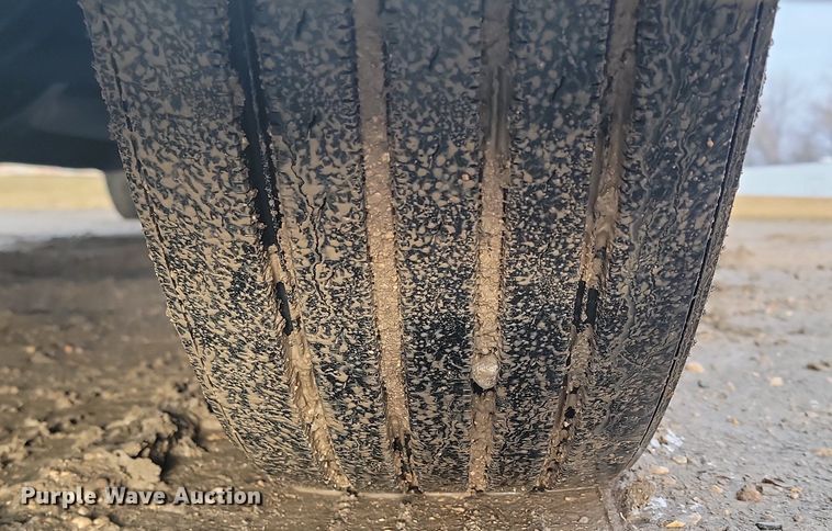 image for item DP3421 2005 Peterbilt 379 semi truck