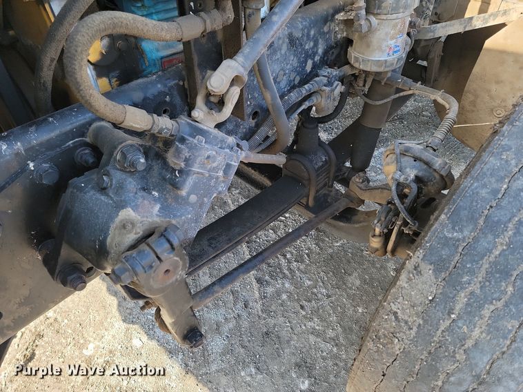 image for item DP3428 2000 Freightliner  FLD semi truck