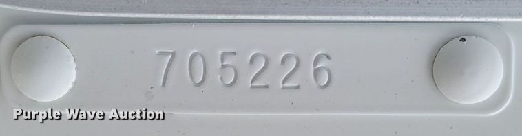 image for item DP3433 2003 Kenworth  T800 semi truck