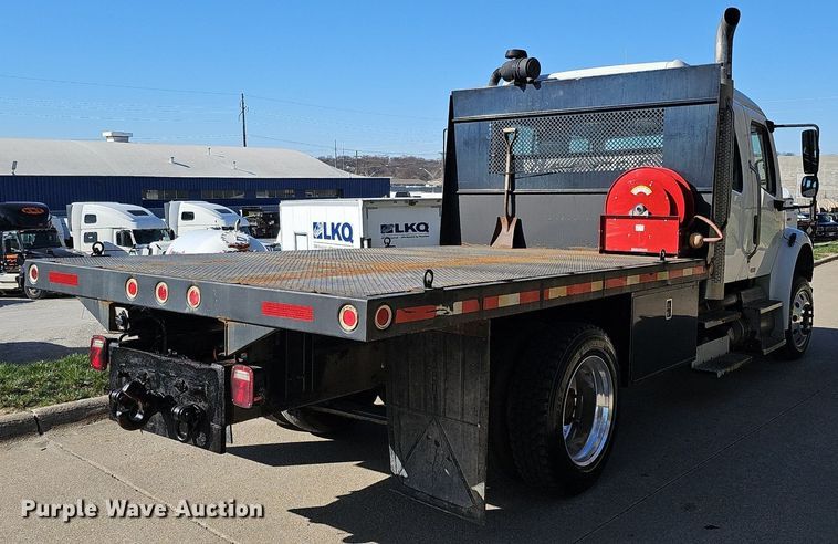 image for item DQ8603 2010 Freightliner Busings Class M2 Crew Cab flatbed truck