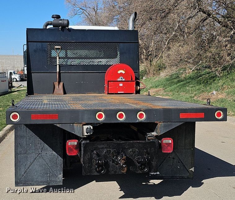 image for item DQ8603 2010 Freightliner Busings Class M2 Crew Cab flatbed truck