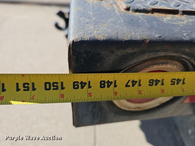 image for item DQ8603 2010 Freightliner Busings Class M2 Crew Cab flatbed truck