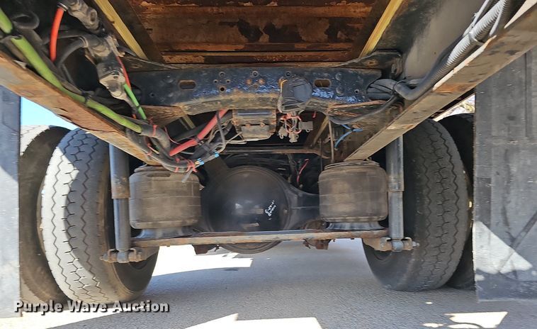 image for item DQ8603 2010 Freightliner Busings Class M2 Crew Cab flatbed truck