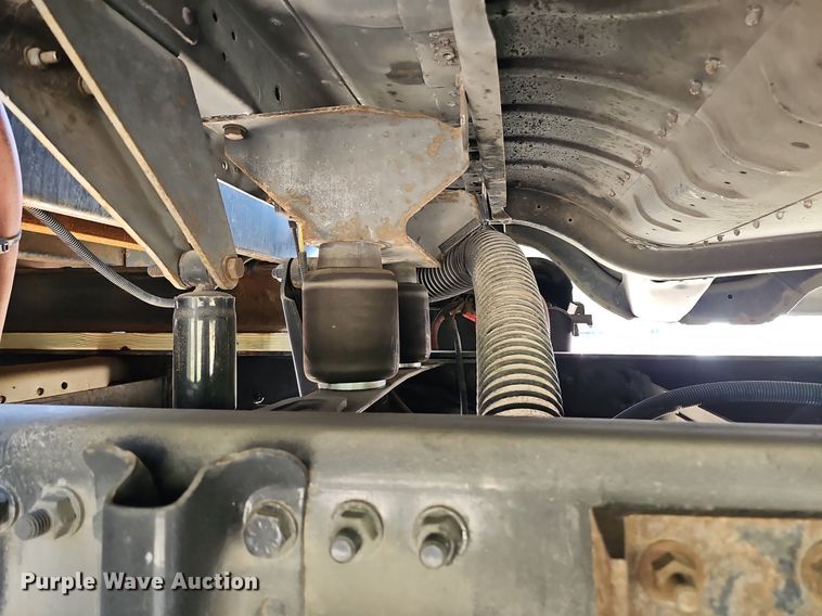 image for item DQ8603 2010 Freightliner Busings Class M2 Crew Cab flatbed truck