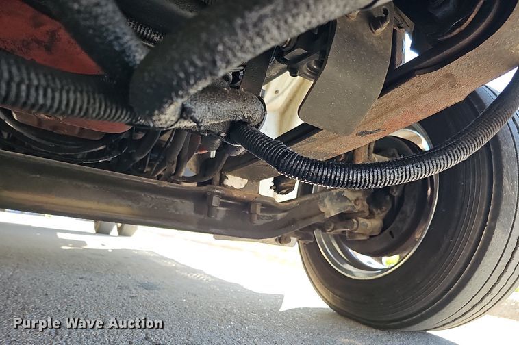 image for item DQ8603 2010 Freightliner Busings Class M2 Crew Cab flatbed truck