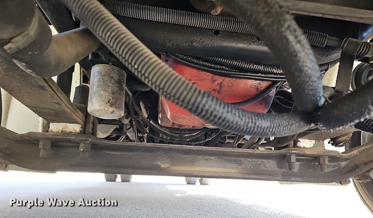 image for item DQ8603 2010 Freightliner Busings Class M2 Crew Cab flatbed truck