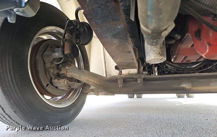 image for item DQ8603 2010 Freightliner Busings Class M2 Crew Cab flatbed truck