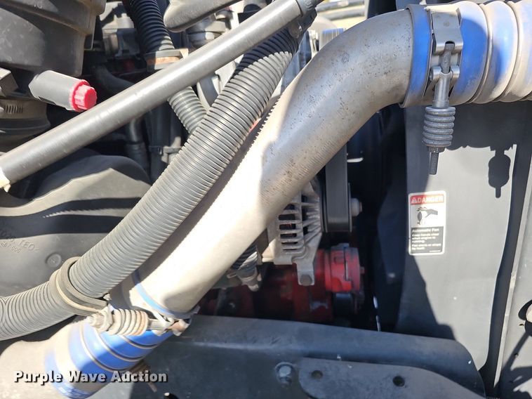 image for item DQ8603 2010 Freightliner Busings Class M2 Crew Cab flatbed truck