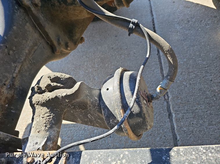 image for item DQ8605 2016 Freightliner Cascadia semi truck