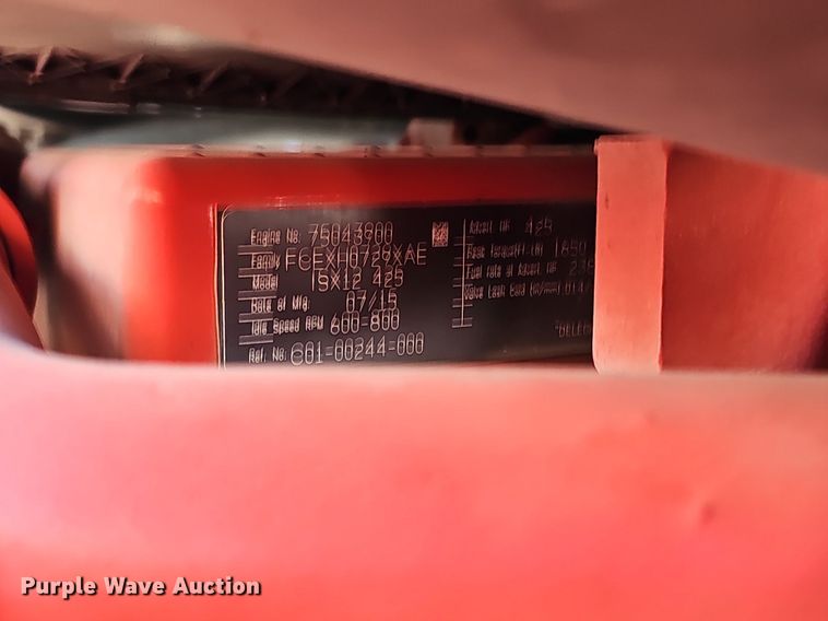 image for item DQ8605 2016 Freightliner Cascadia semi truck