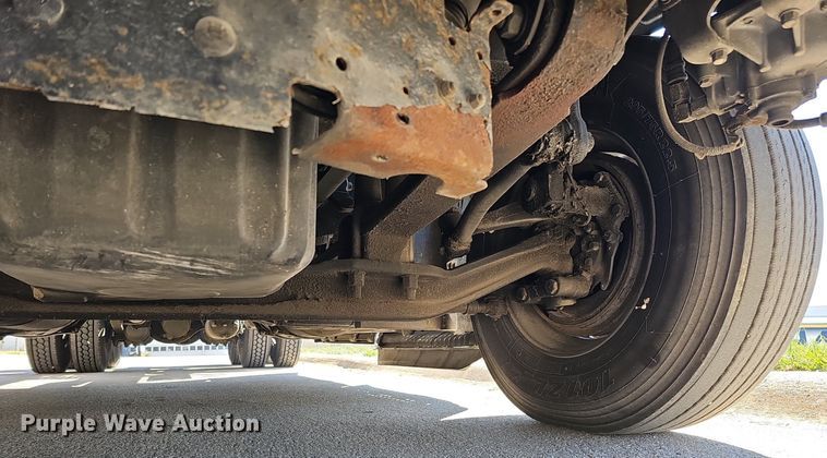 image for item DQ8607 2015 Freightliner Cascadia Evolution semi truck