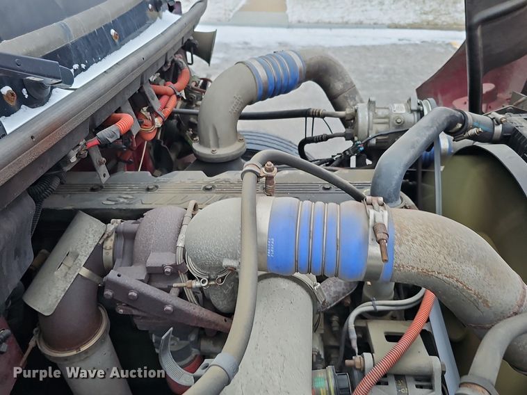 image for item DQ8640 2001 Freightliner FL70 flatbed truck