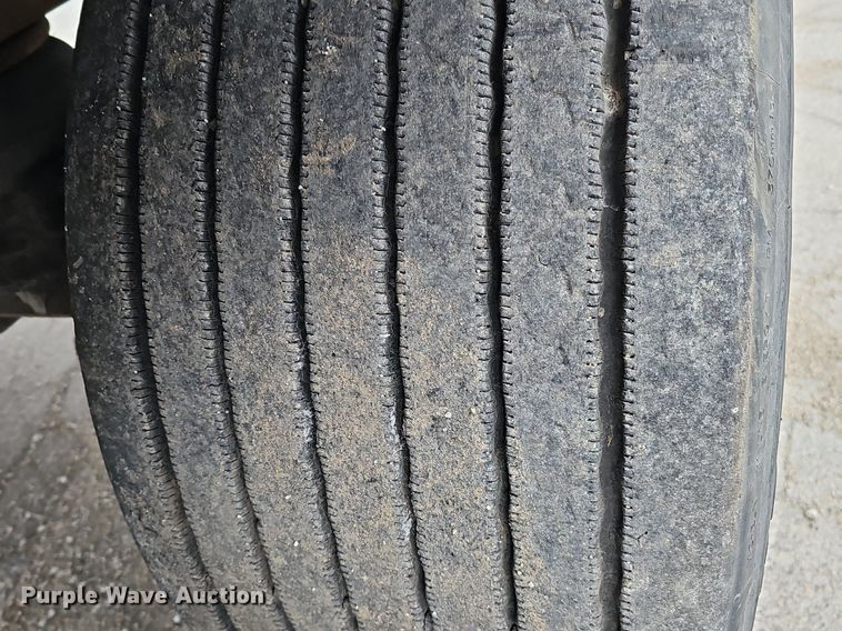 image for item DQ8642 2012 Hyundai Translead VI2530152-AJS dry van trailer