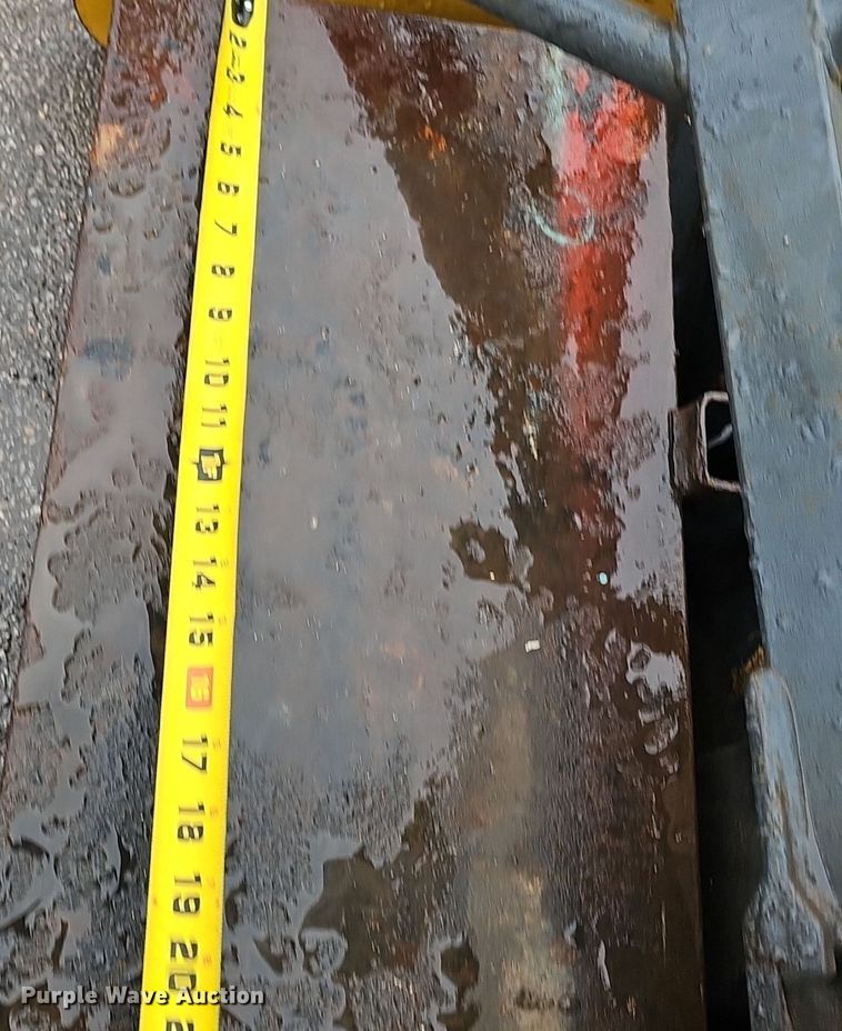 image for item DQ8662 2001 Sefac 1200M65  four post automotive lift