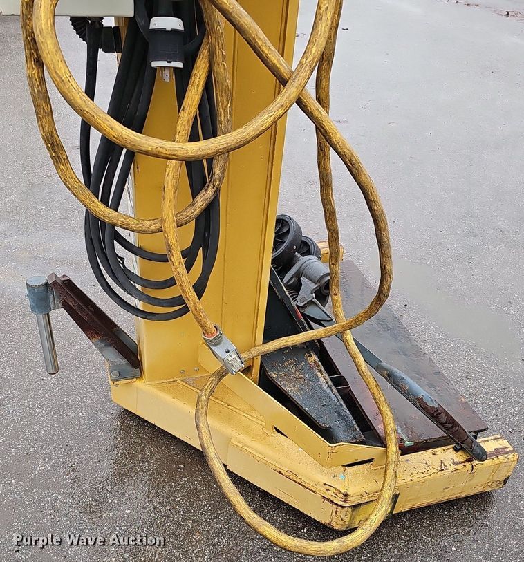 image for item DQ8662 2001 Sefac 1200M65  four post automotive lift