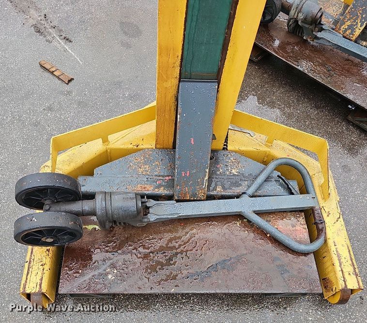 image for item DQ8662 2001 Sefac 1200M65  four post automotive lift