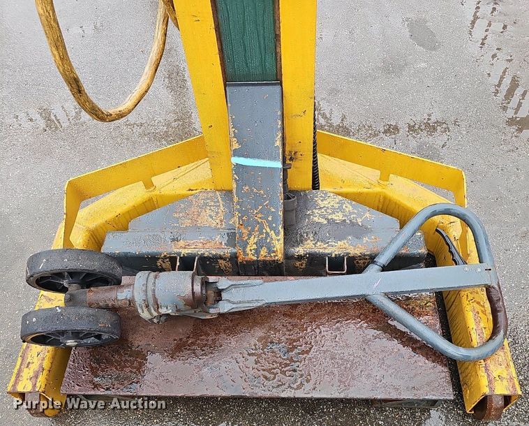 image for item DQ8662 2001 Sefac 1200M65  four post automotive lift