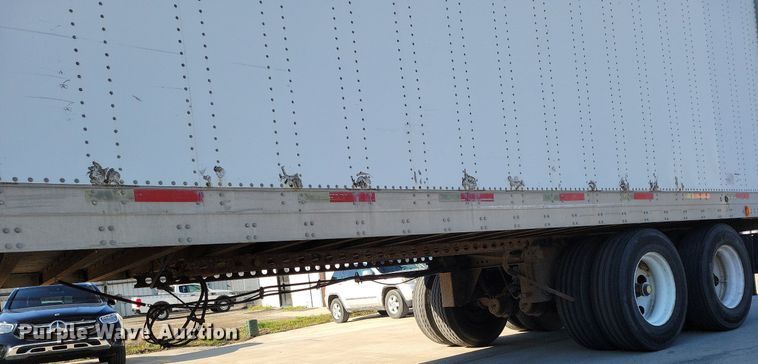 image for item DR7904 2001 Trailmobile dry van trailer