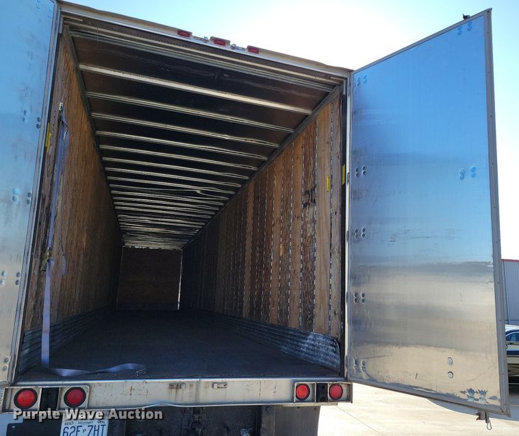 image for item DR7904 2001 Trailmobile dry van trailer