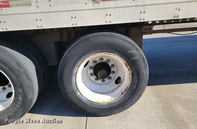 image for item DR7904 2001 Trailmobile dry van trailer