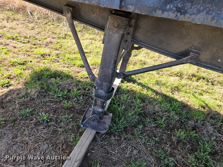 image for item DR8544 1974 Transcraft TH40 scrap trailer