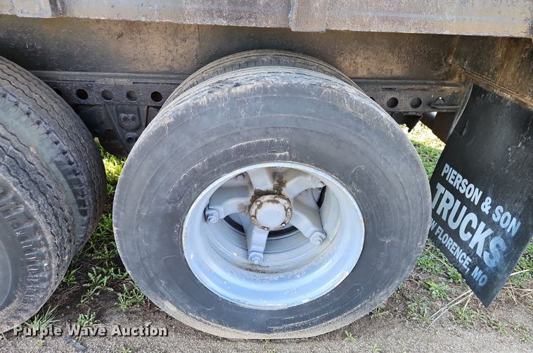 image for item DR8544 1974 Transcraft TH40 scrap trailer