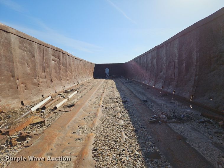 image for item DR8545 1974 Transcraft TH40 scrap trailer