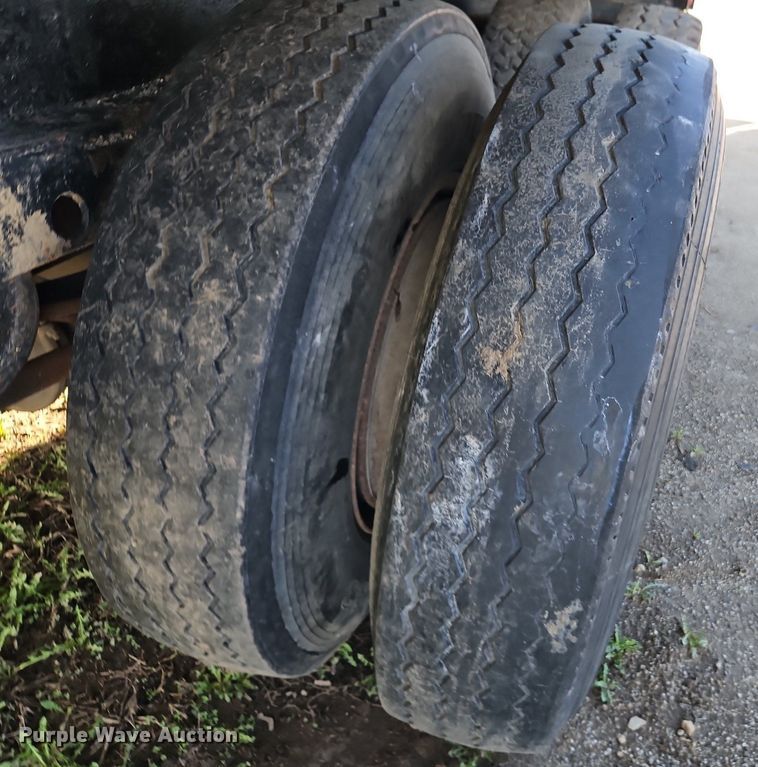 image for item DR8545 1974 Transcraft TH40 scrap trailer